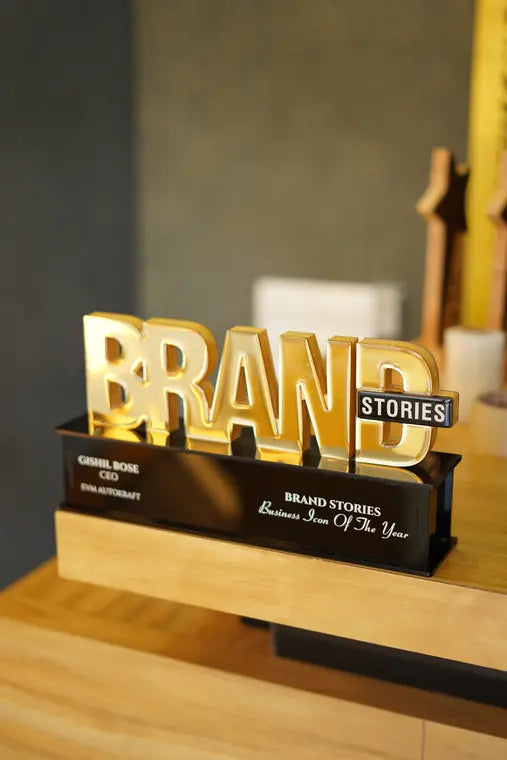 Dimensional lettering award