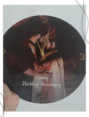 Customer photo of a delivered photo clock