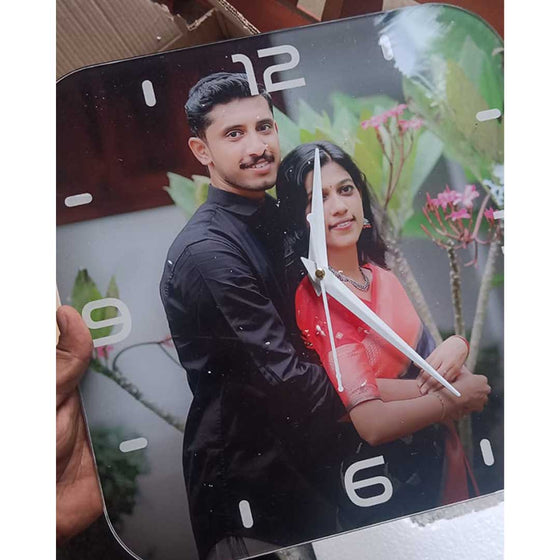 Customer photo of a delivered photo clock