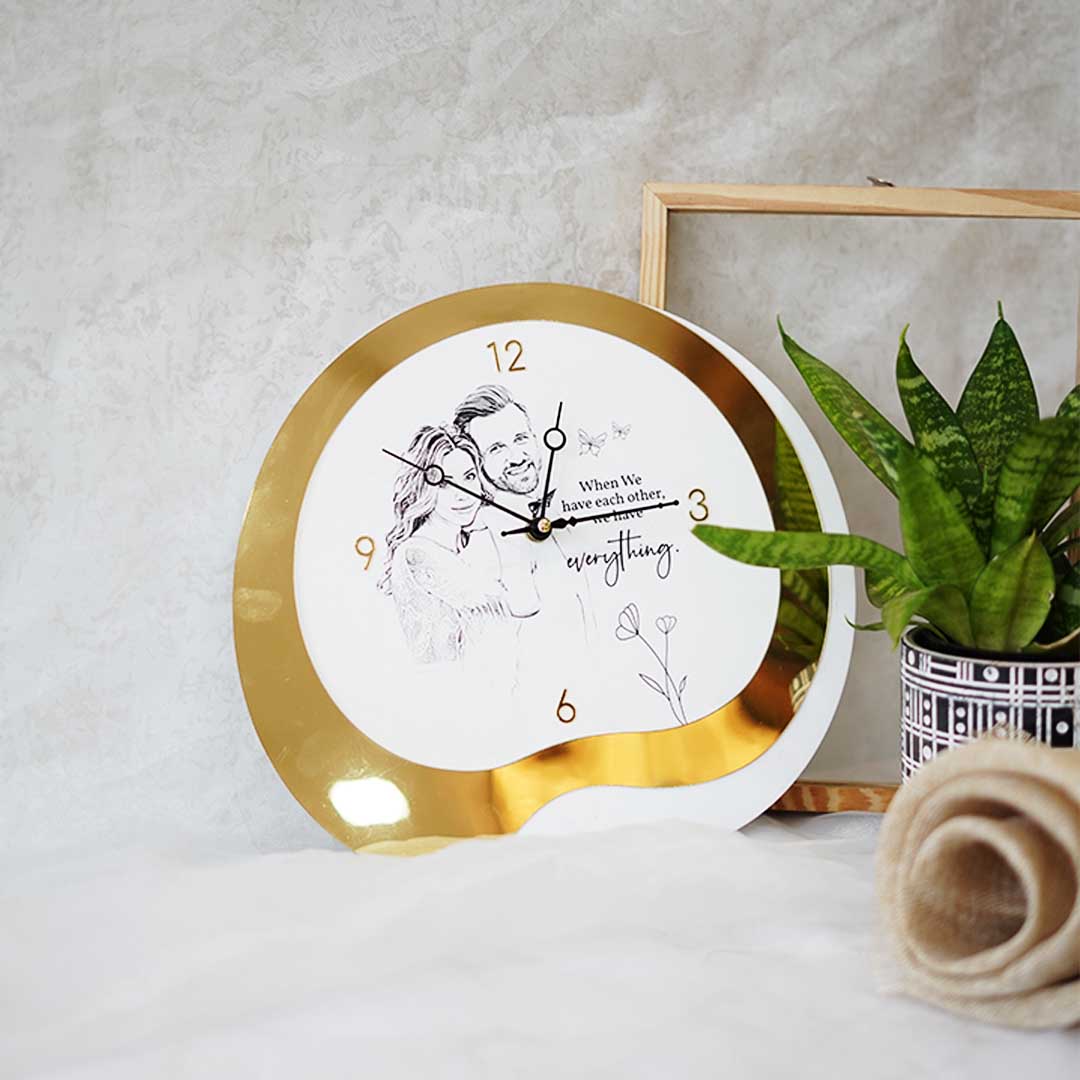 couple wall clock