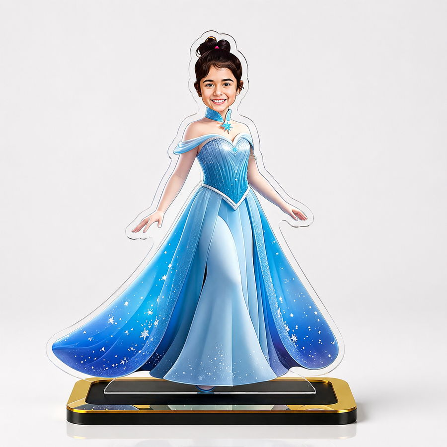 Mini Me character