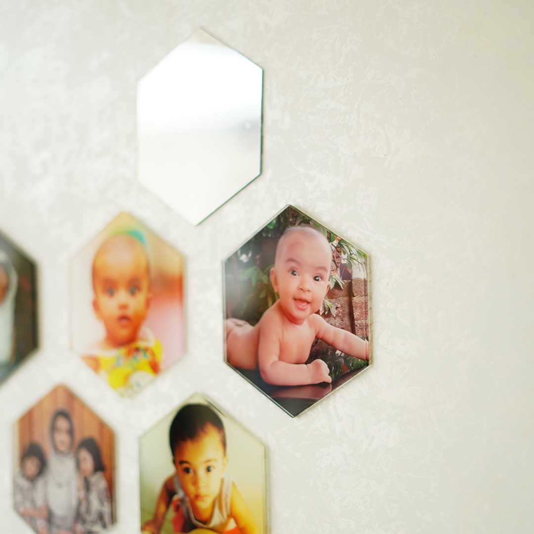 Photo Gallery Acrylic Customized  Photo Frame